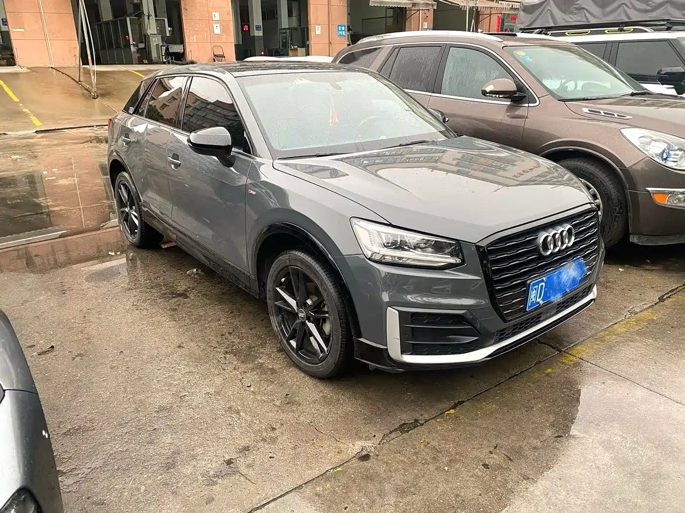 AUDI Q2L