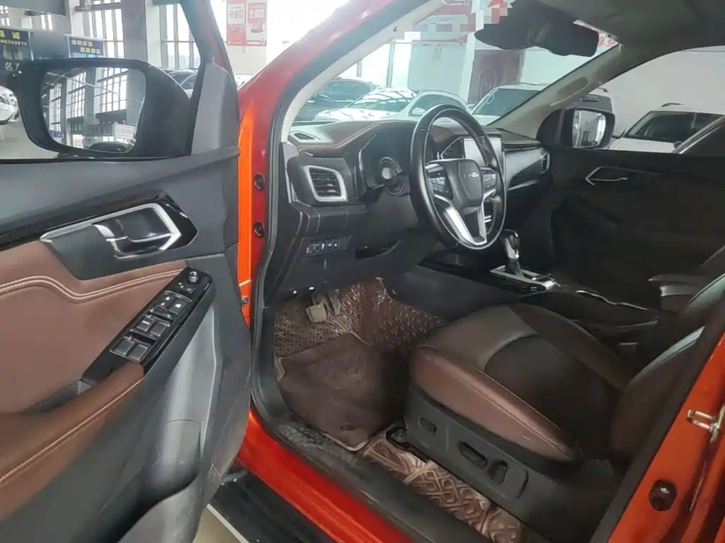 Фото 16 - Isuzu D-MAX