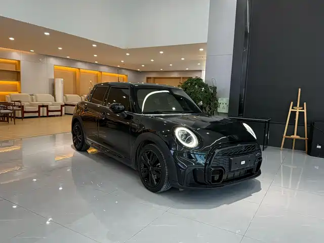 MINI MINI 2022 Facelift 1.5T COOPER Artist