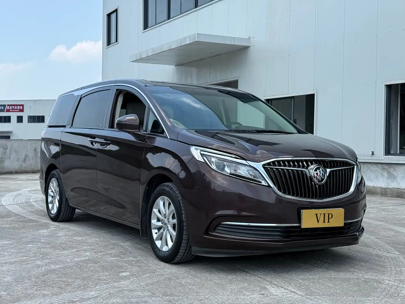 Buick GL8 2018 ES 28T Comfort Type China VI фото 3