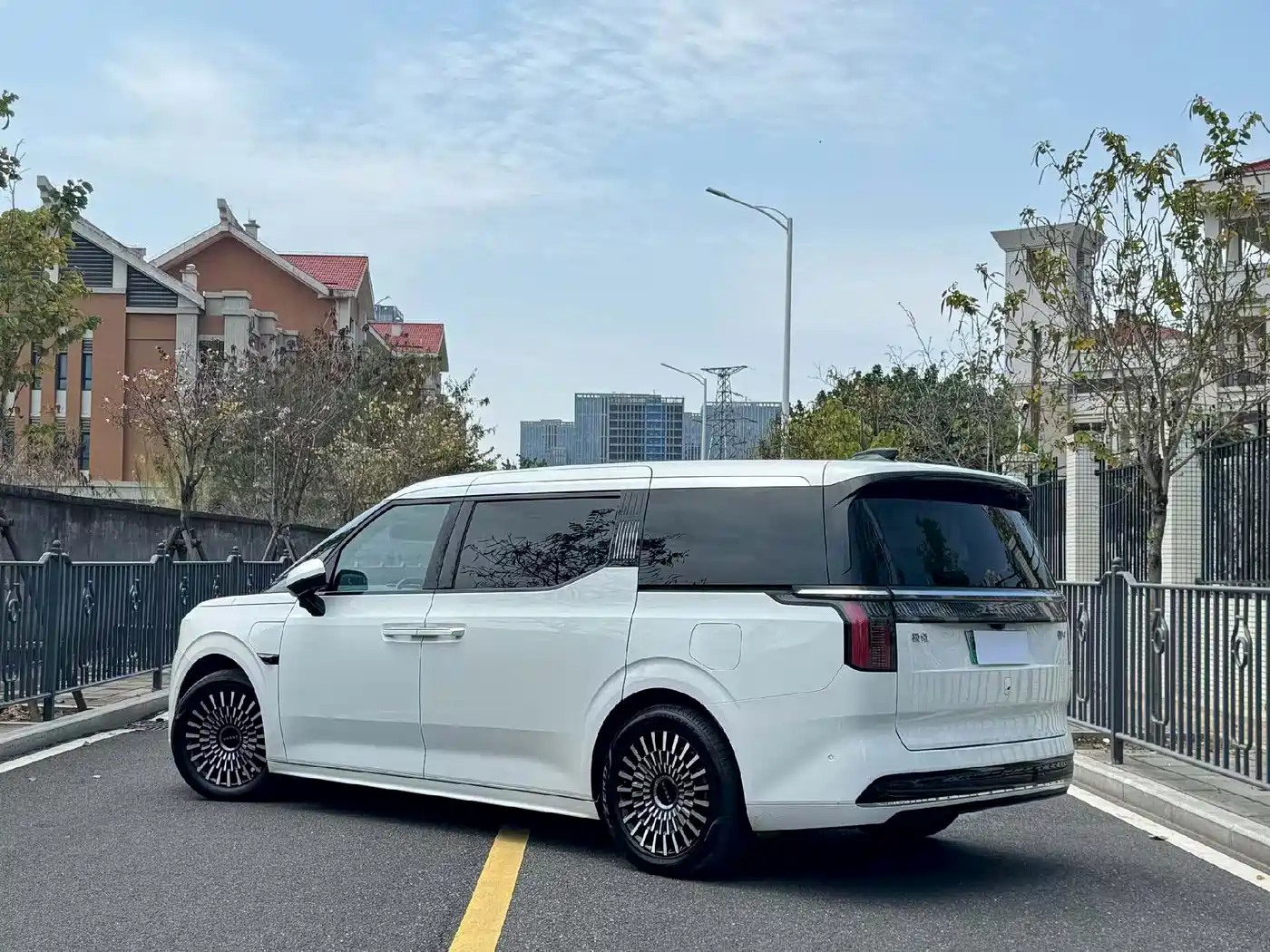 ZEEKR EXTREME KRYPTON 009