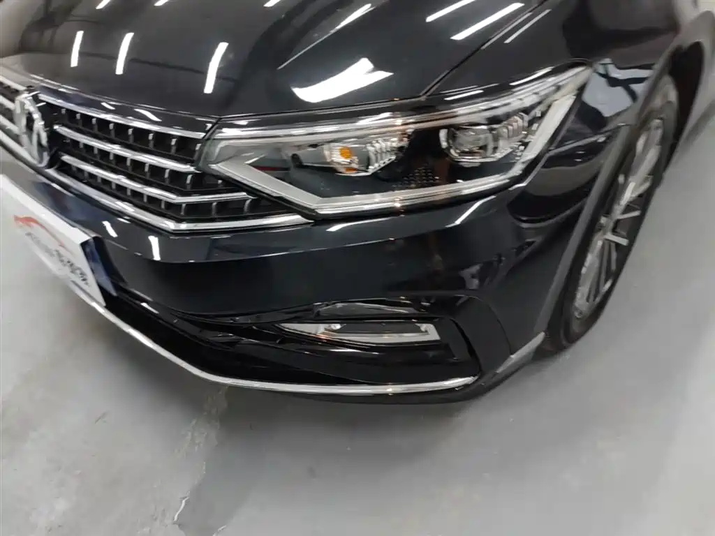Volkswagen Magotan 2023 2 Million Units Anniversary Edition 330TSI DSG Leading Type фото 24