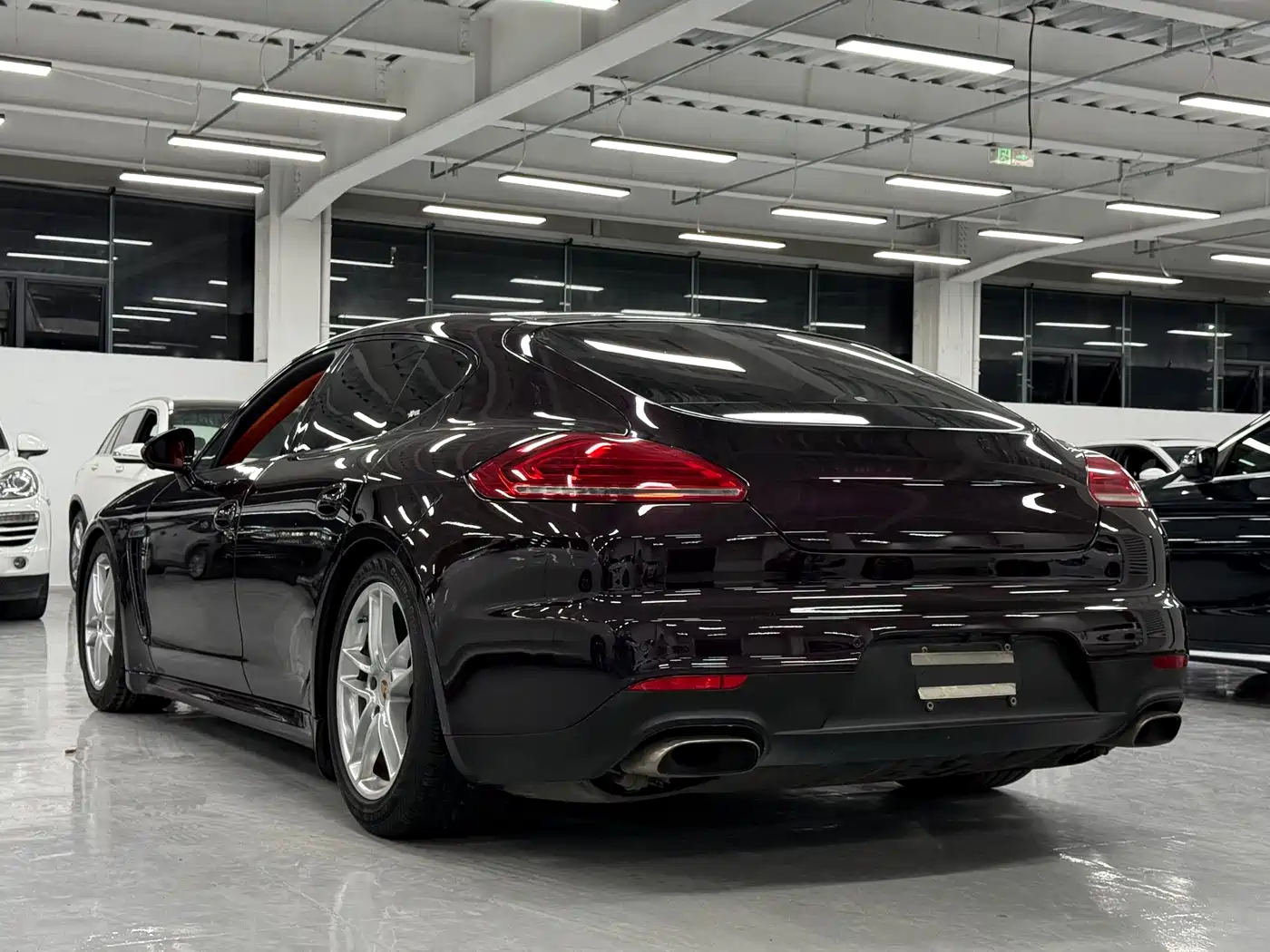 Porsche Panamera 2016 Panamera Edition 3.0T фото 6