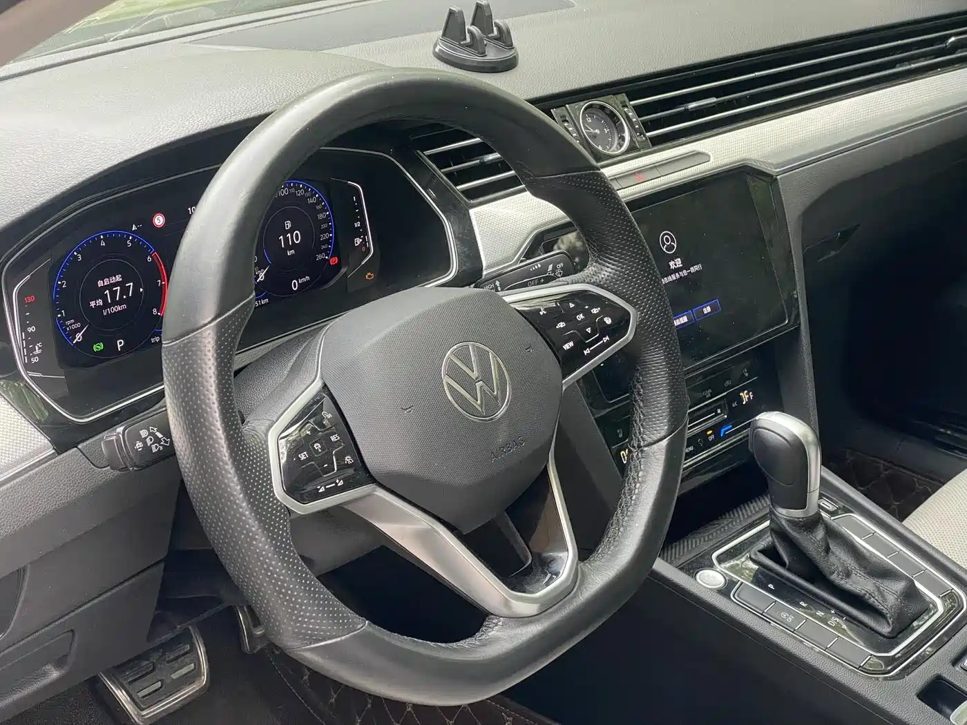 Volkswagen Magotan 2023 Model 2 Million Commemorative Edition 380TSI DSG Flagship фото 3