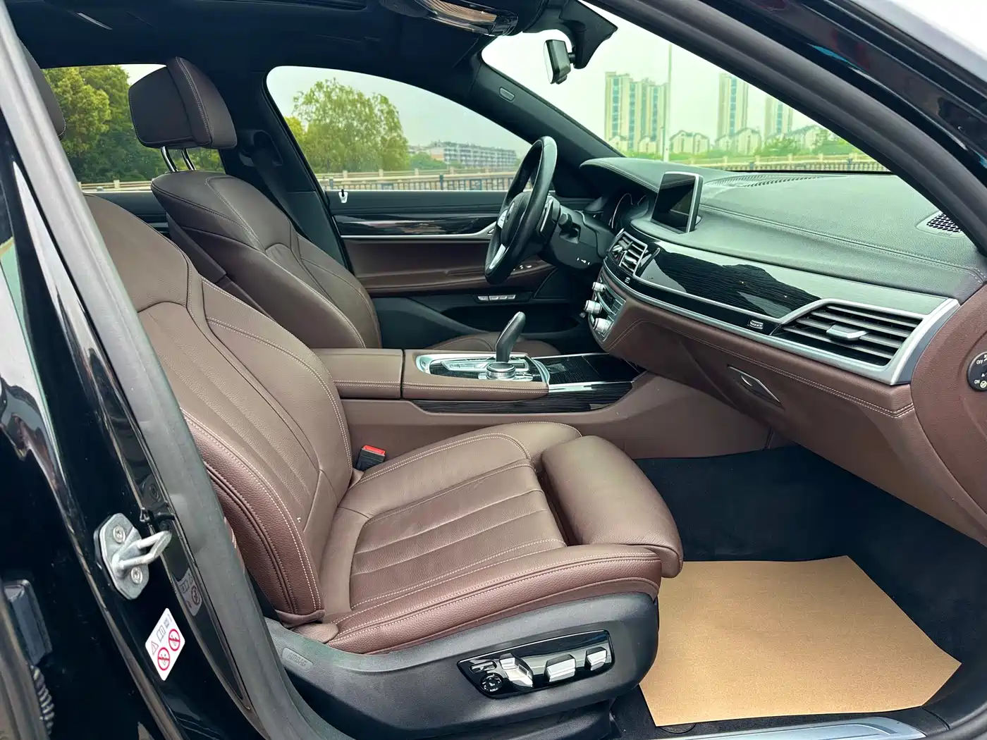 BMW 7 Series 2018 730Li Leading Type M Sport Package фото 5