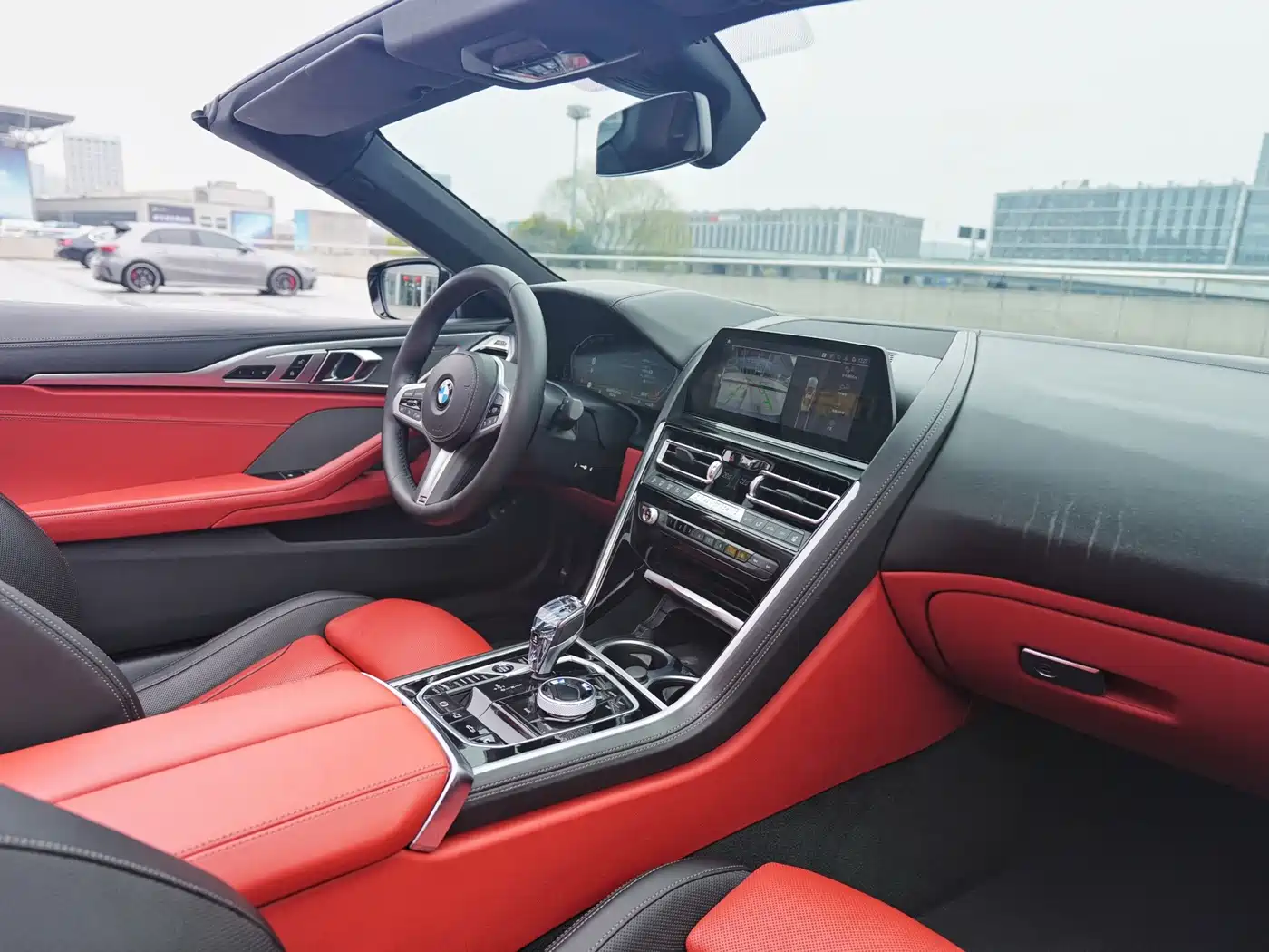 Фото 7 - BMW 8 Series