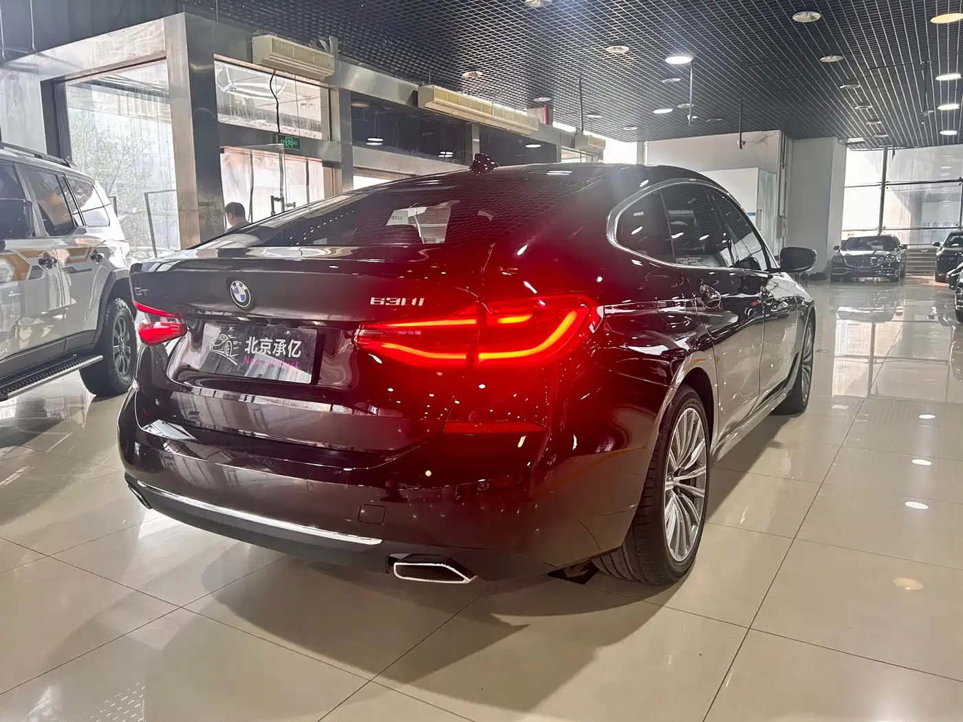 BMW 6 Series GT 2018 630i M Sport Package фото 16