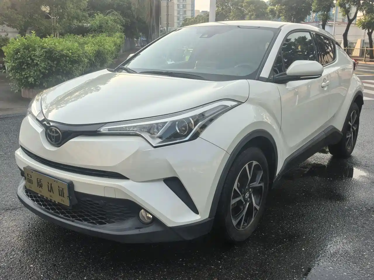 Toyota C-HR 2019 2018 2.0L Leading Edition China VI