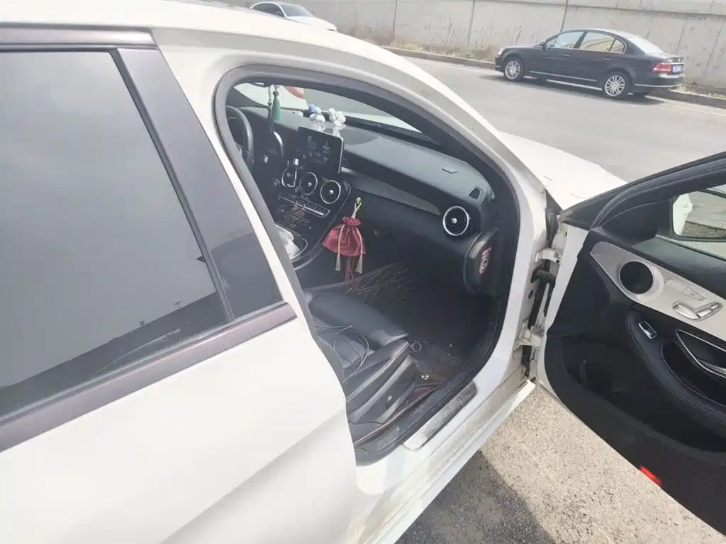 Mercedes-Benz C-Class 2015 C 200 Sport Edition 4MATIC фото 22