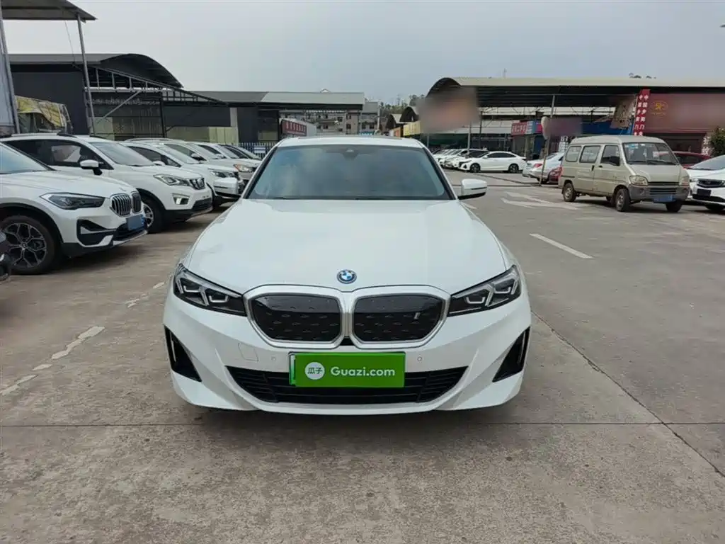 BMW i3 2024 eDrive 35 L фото 3