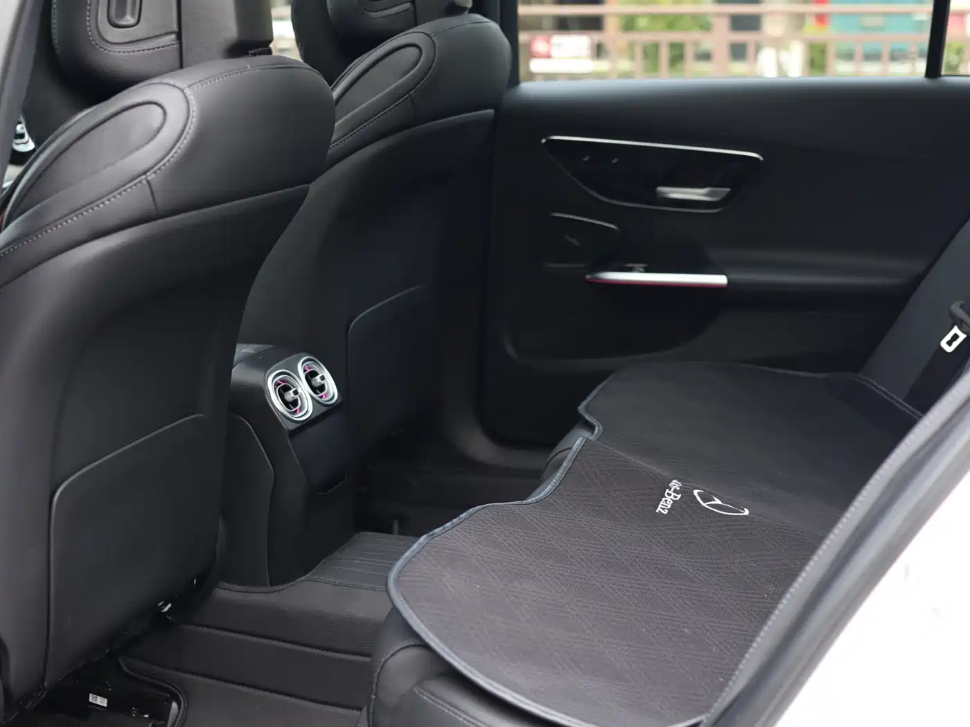 Mercedes-Benz C-Class 2024 C 260 L Sport фото 33