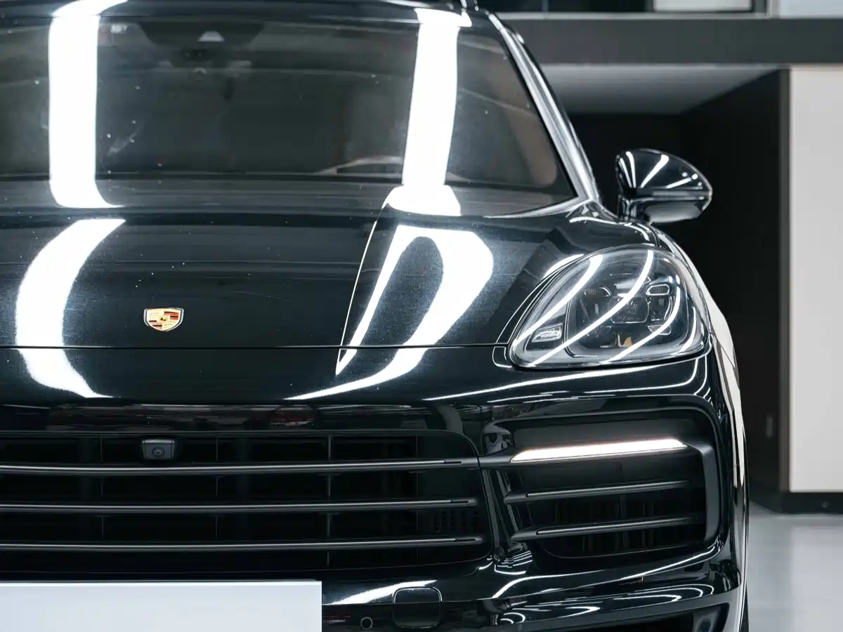 Porsche Cayenne New Energy 2023 Cayenne E-Hybrid 2.0T Platinum Edition фото 5