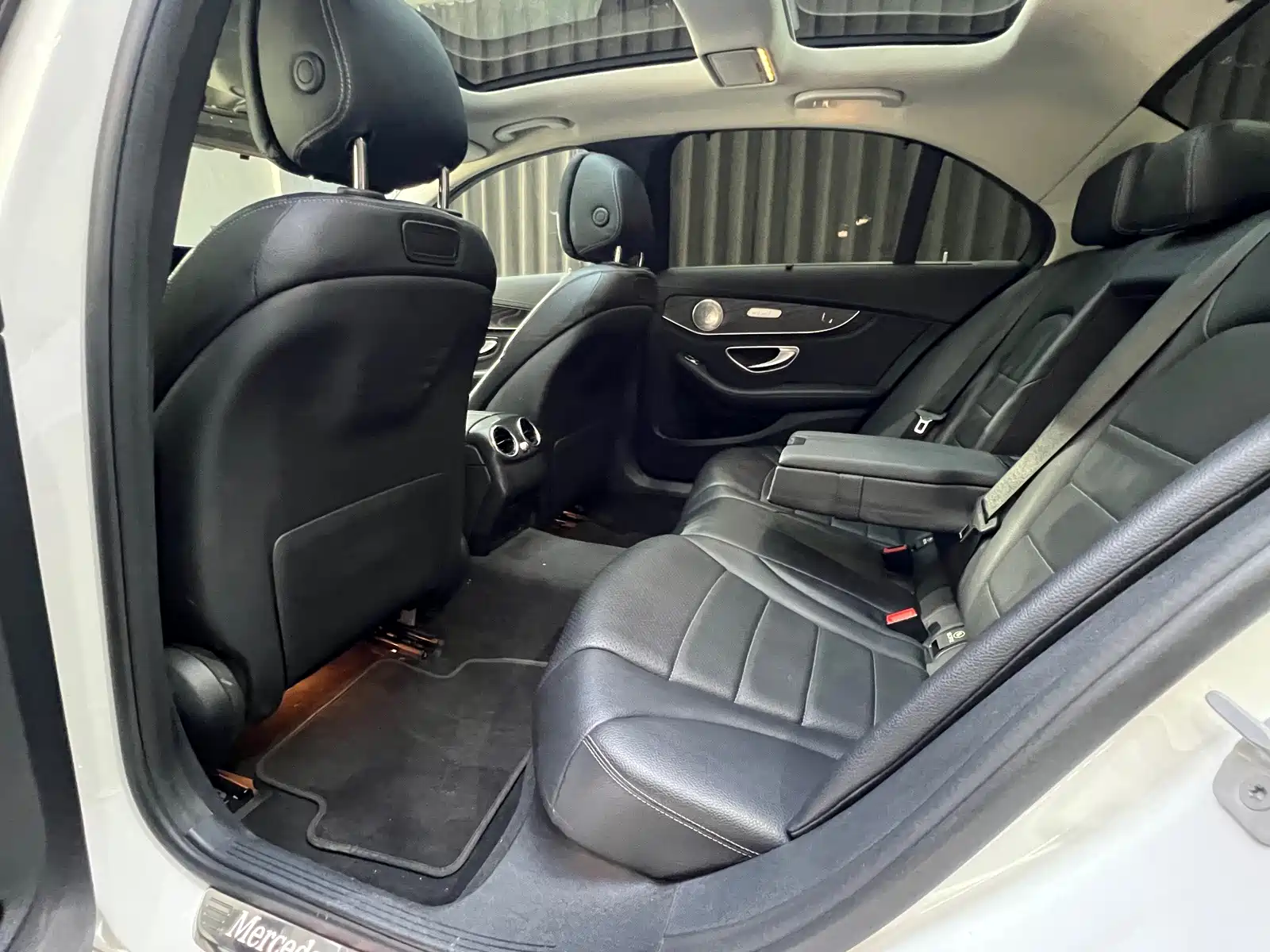 Фото 7 - Mercedes-Benz C-Class