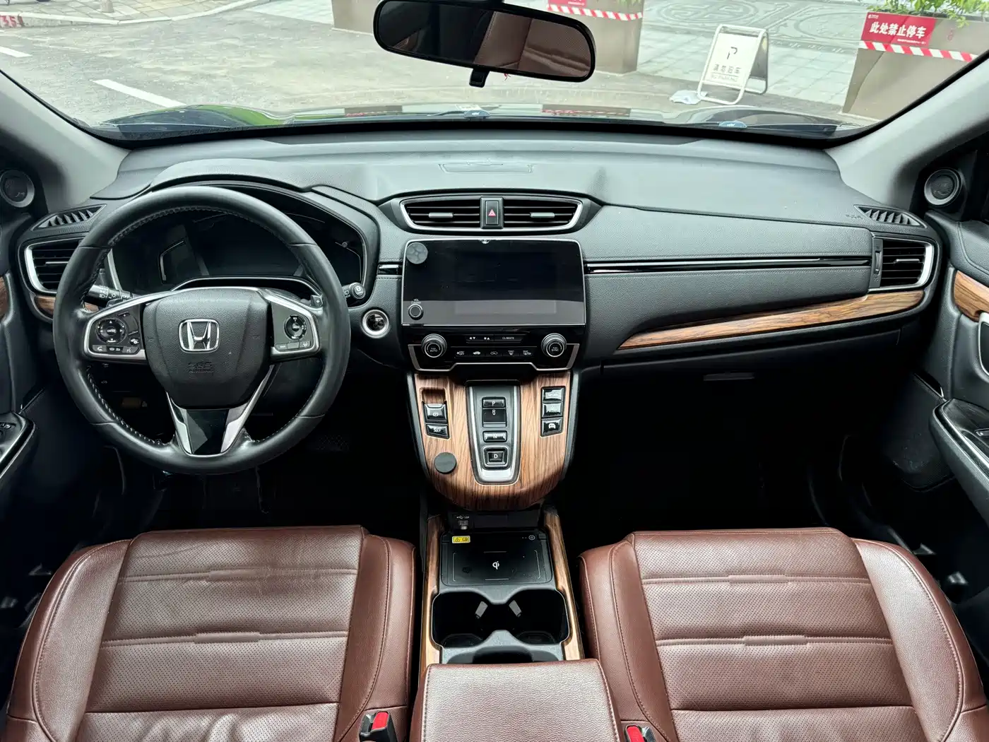 Фото 8 - Honda CR-V