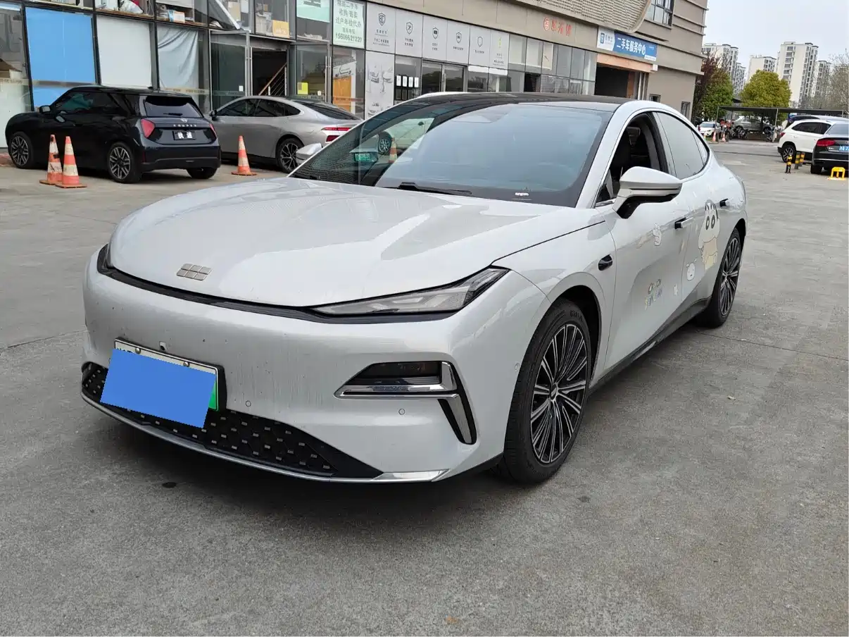 GEELY GALAXY GALAXY SPARKLE 8