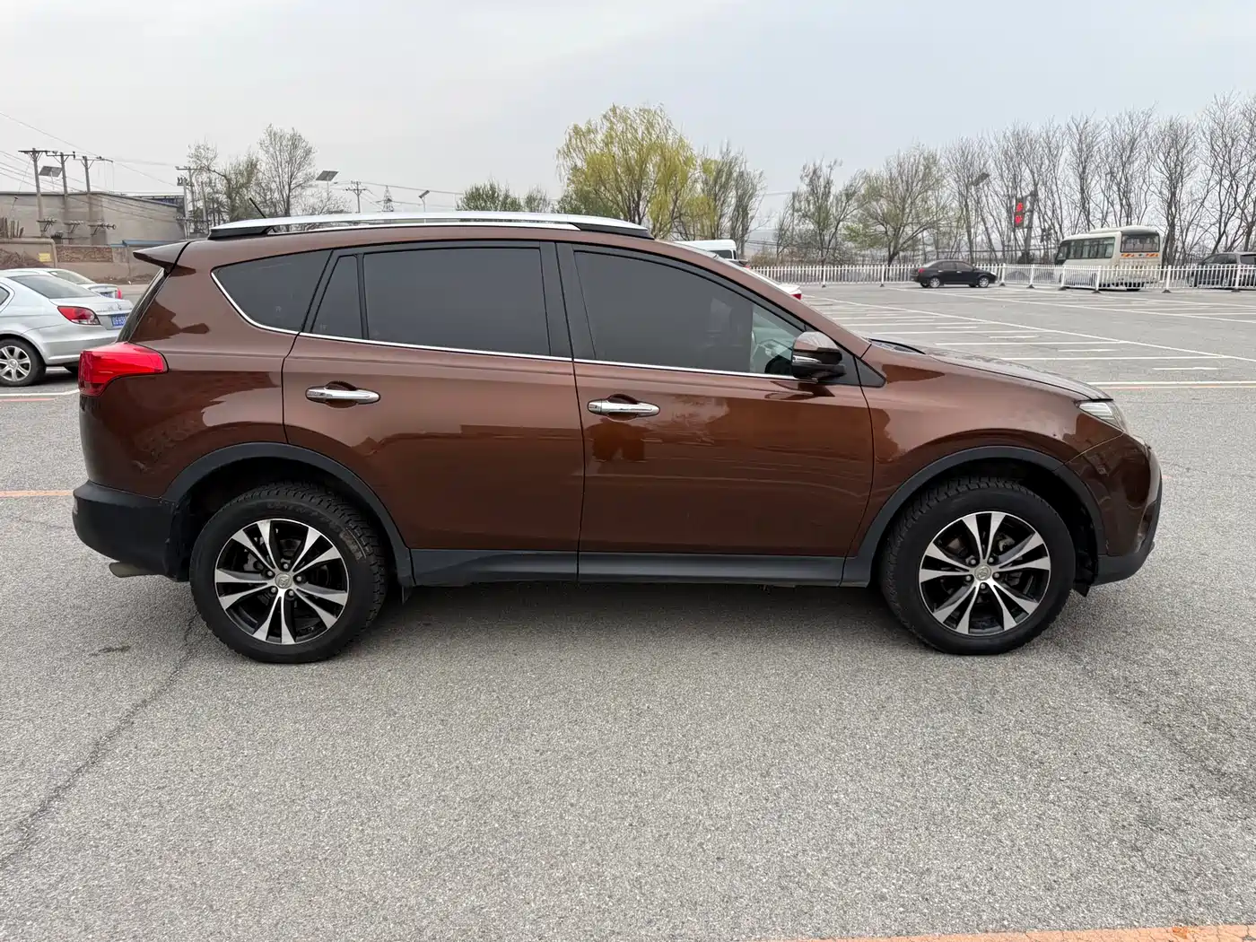 Toyota RAV4 Rongfang 2013 2.5L Auto 4WD Luxury фото 10