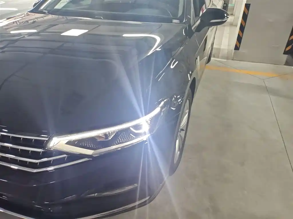 Volkswagen Magotan 2023 2 Million Units Commemorative Edition 280TSI DSG Comfort фото 23