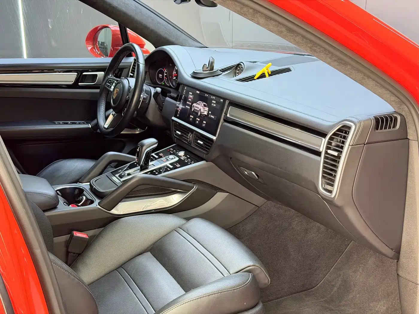 Porsche Cayenne 2019 Cayenne Turbo Coupé 4.0T фото 8