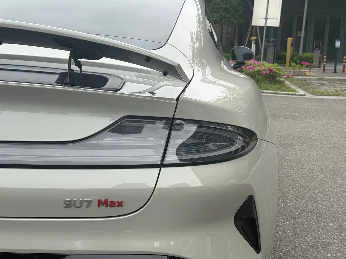 Xiaomi Auto Xiaomi SU7 2024 AWD Extended Range Advanced Smart Driving Max Edition фото 25