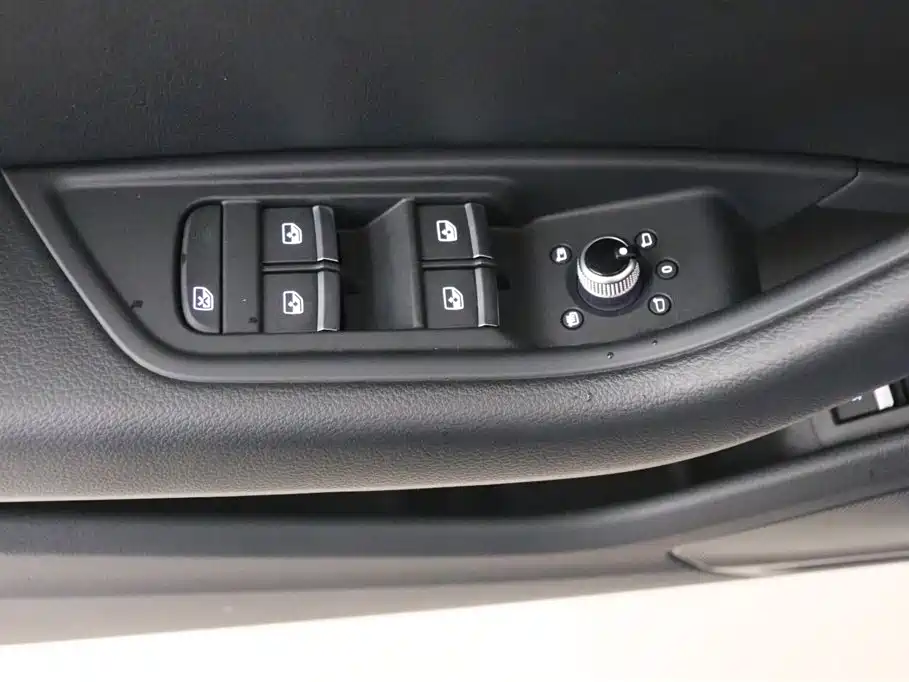 Audi A4L 2019 40 TFSI Progressive (China VI) фото 12