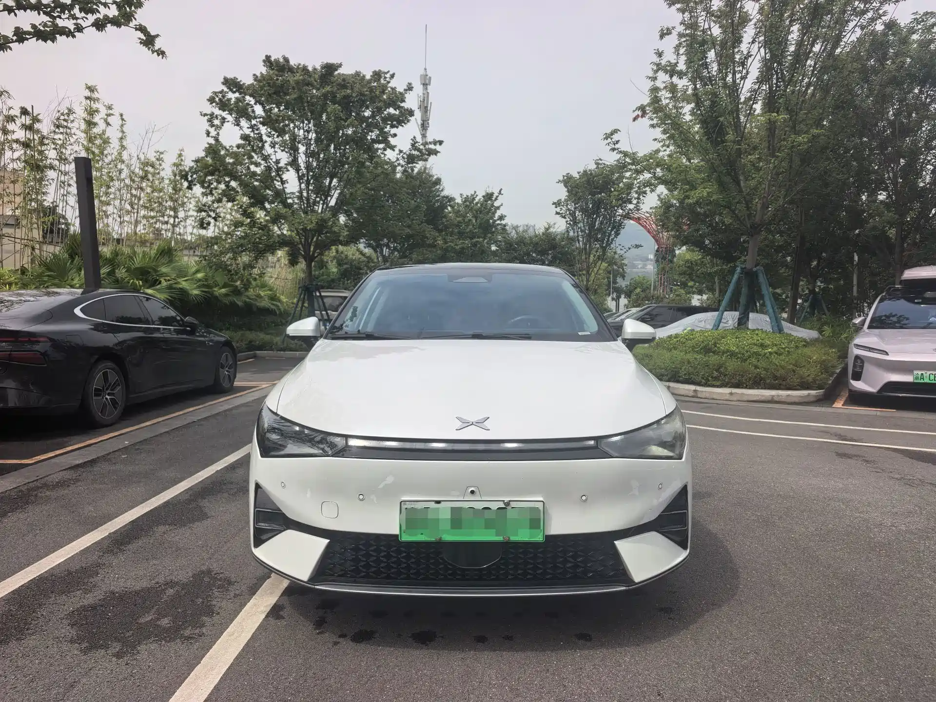 Фото 2 - XPeng P5