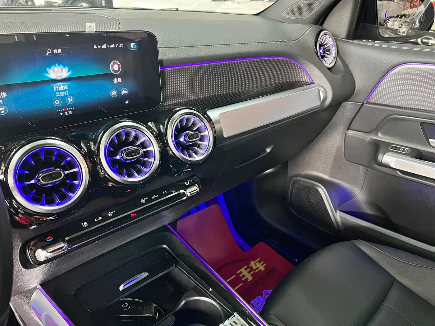 Mercedes-Benz GLB 2023 GLB 220 Dynamic фото 17