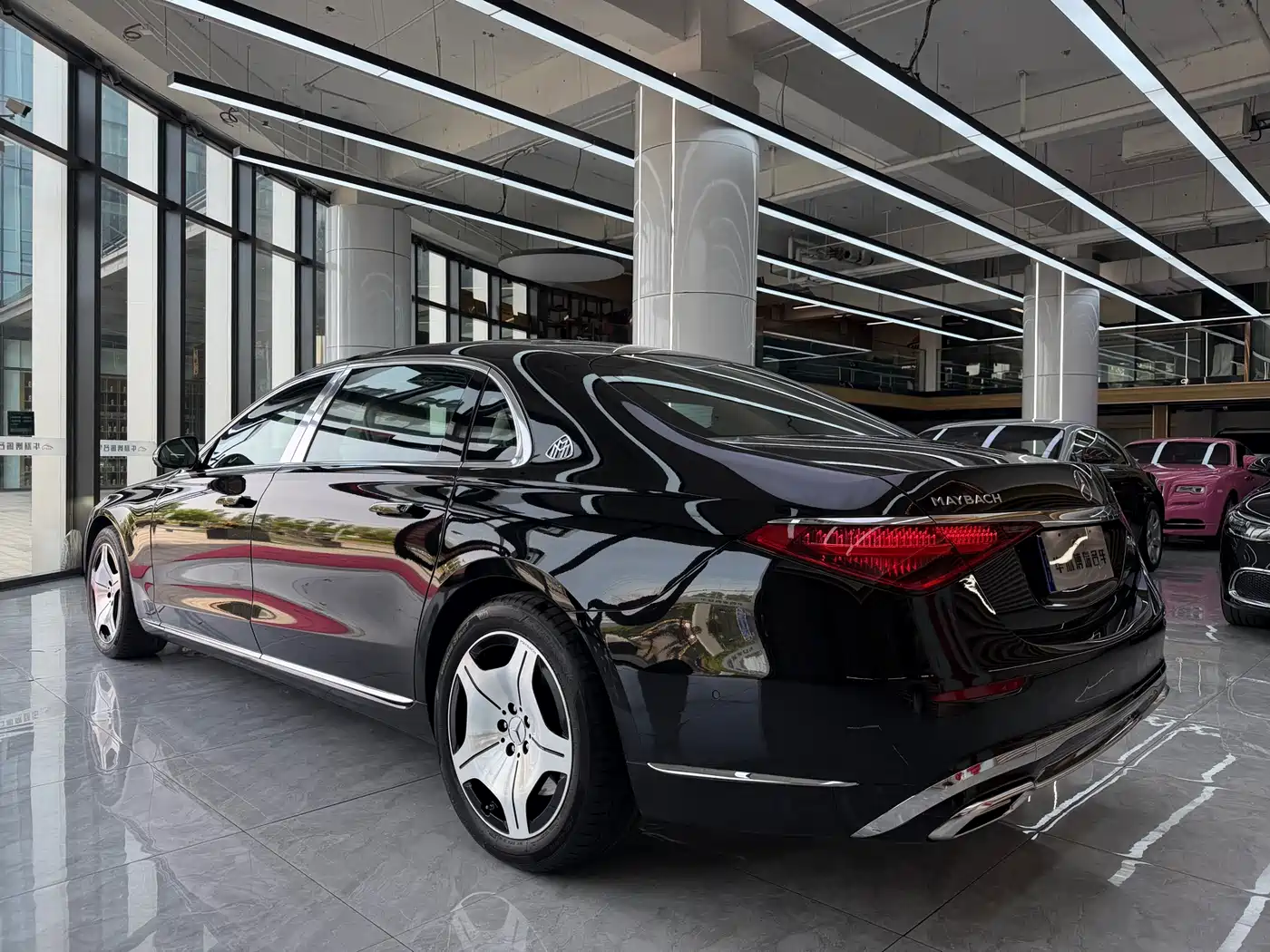 Mercedes-Benz Maybach S-Class 2025 Model S 480 4MATIC фото 22