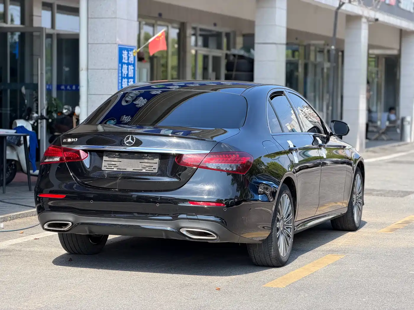 Mercedes-Benz E-Class (Import) 2022 E 260 Fashion Sport Edition фото 16