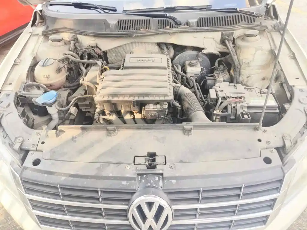 Volkswagen Lavida 2013 2013 Facelift Classic 1.6L Automatic Comfort