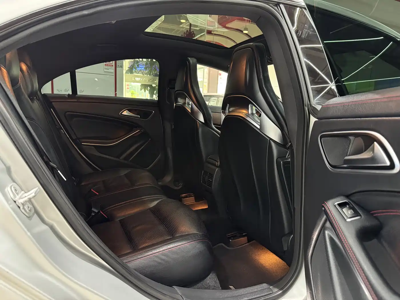 Mercedes-Benz CLA AMG 2014 AMG CLA 45 4MATIC фото 9