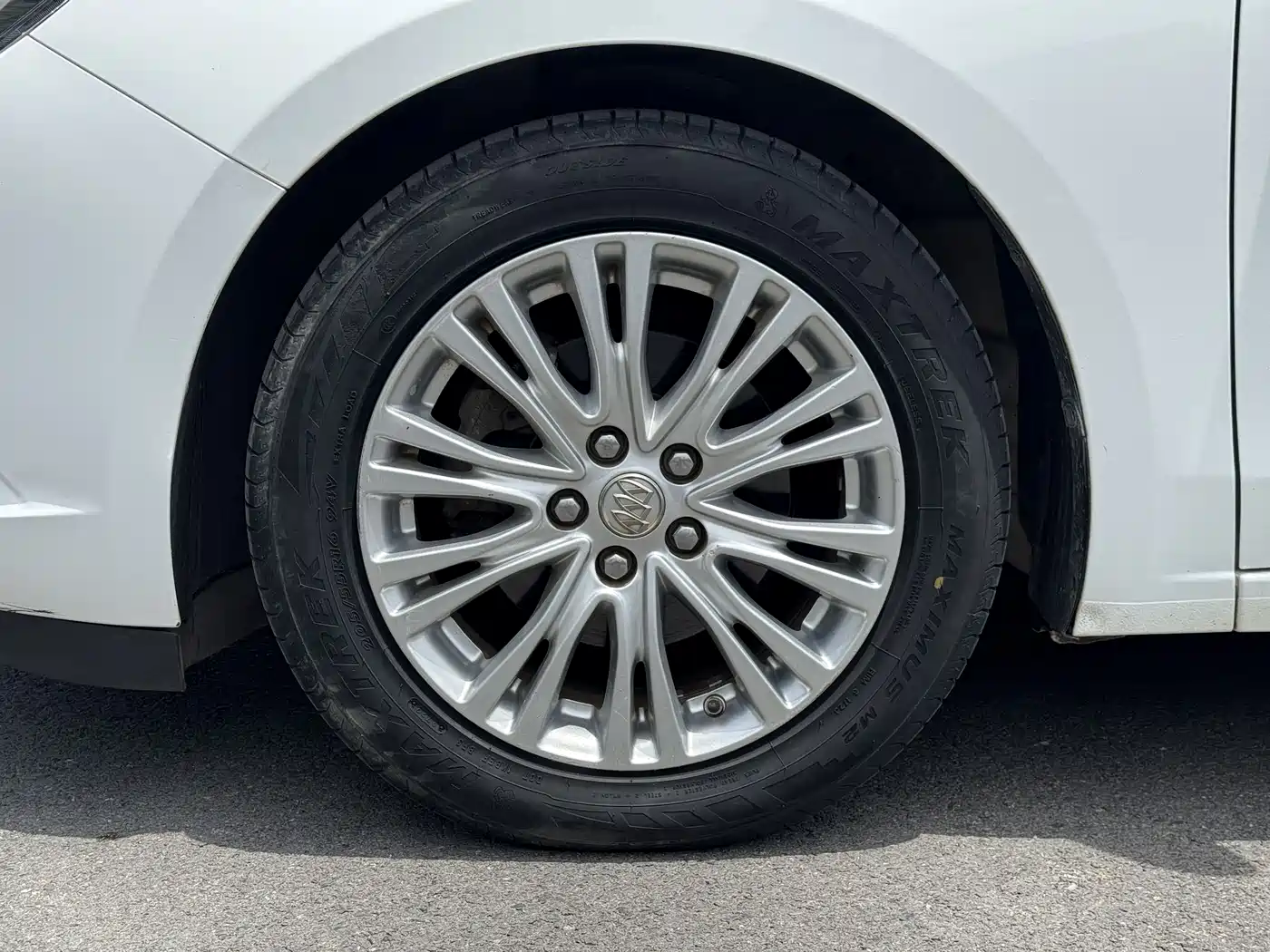Buick Excelle 2016 15N Automatic Elite фото 26