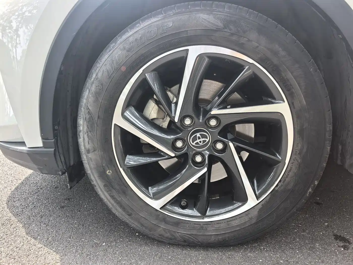 Toyota C-HR 2021 2.0L Luxury Edition фото 18