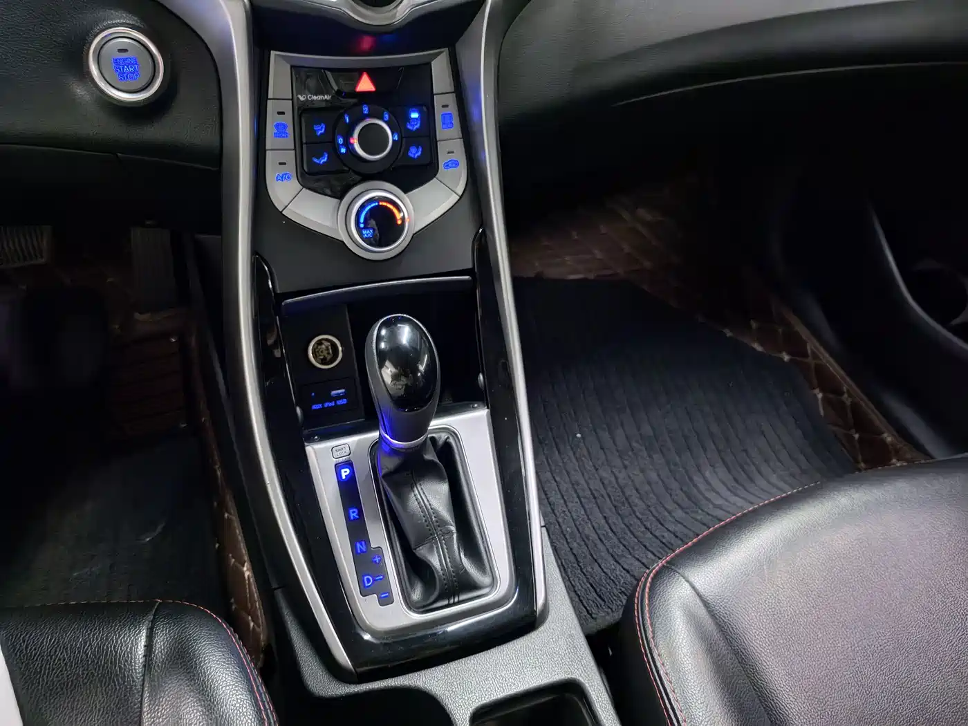 Hyundai Langdong 2016 1.6L Automatic Premium Edition фото 13