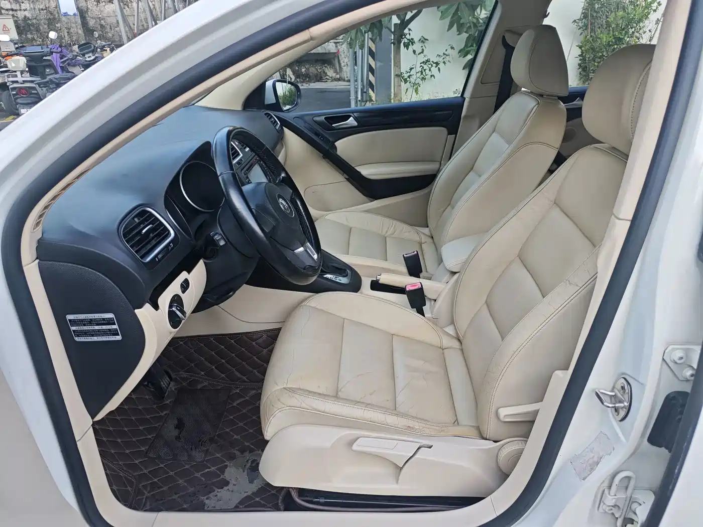 Volkswagen Golf 2013 2012 1.4TSI Automatic Luxury