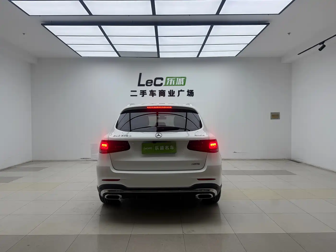MERCEDES-BENZ GLC