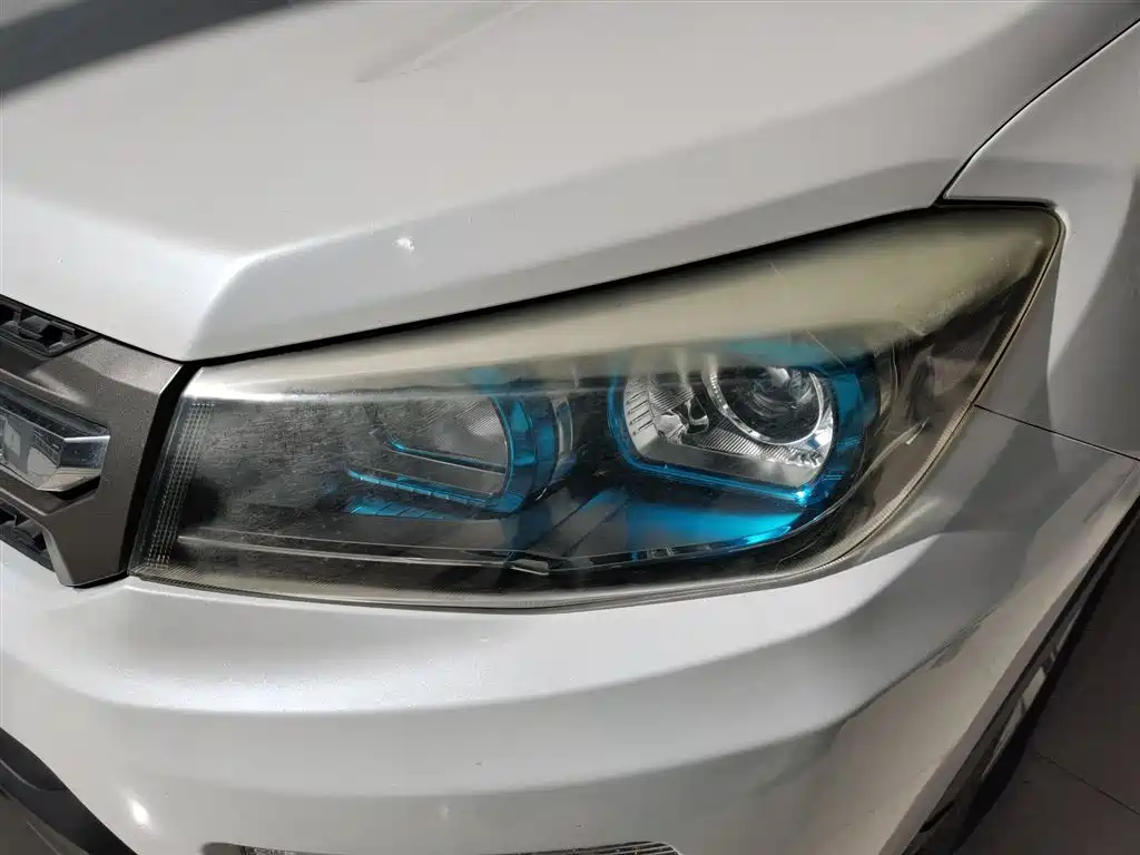 Фото 24 - Changan CS75