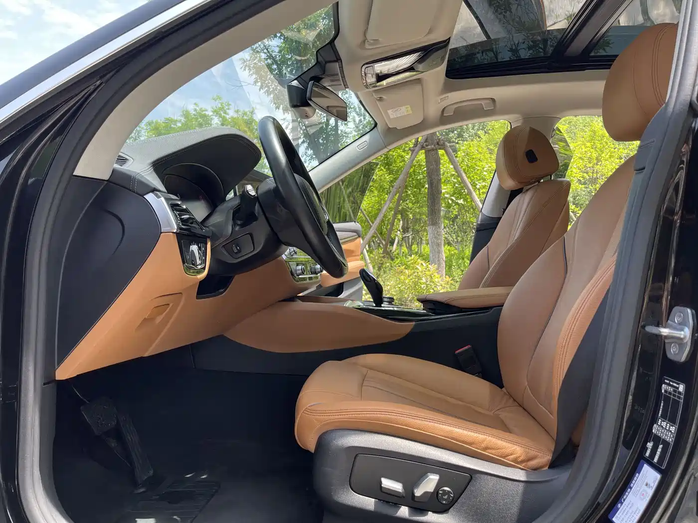 BMW 6 Series GT 2022 Model 630i Luxury Design Package фото 4