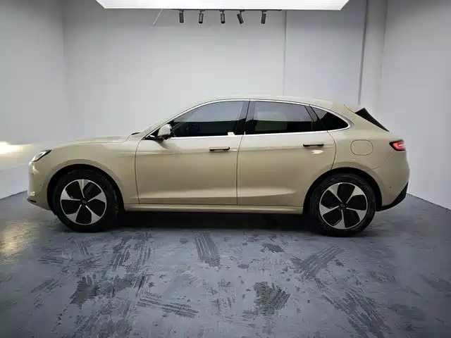 AITO Wenjie AITO M5 2022 Pure Electric RWD Standard Edition фото 4