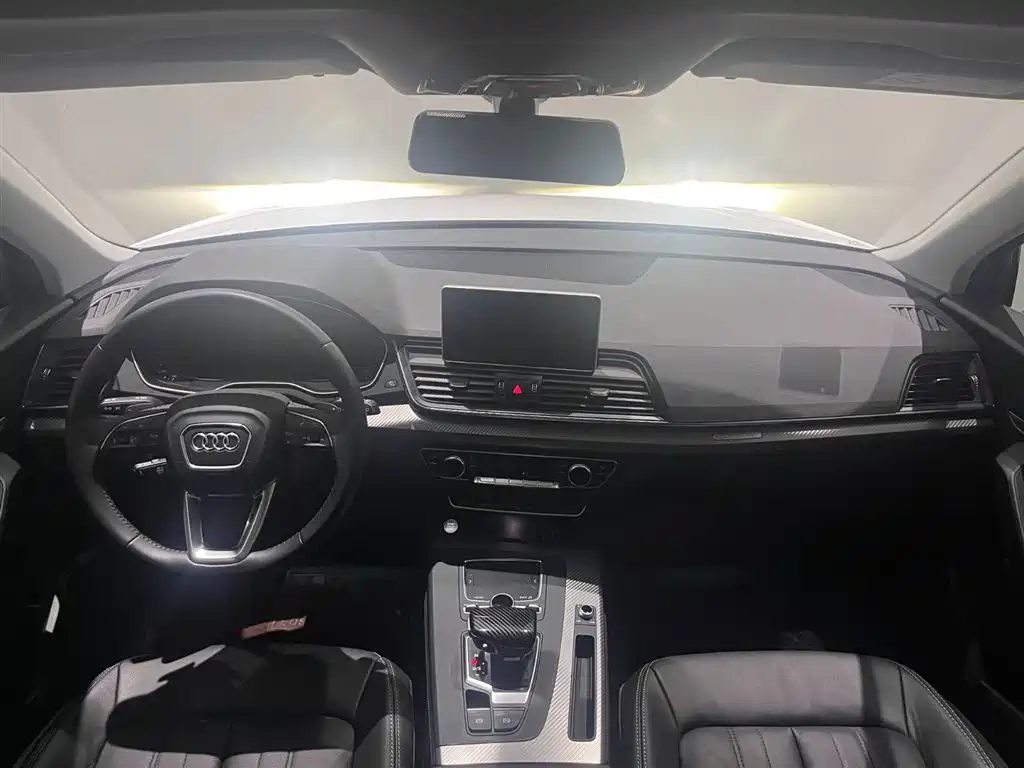 Audi Q5L 2020 45 TFSI Exclusive Fashion фото 6