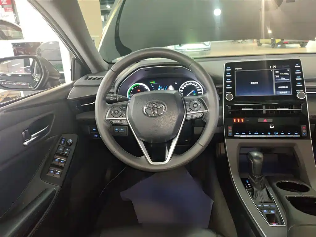 Toyota Avalon 2019 Hybrid 2.5L Luxury Edition China VI фото 11