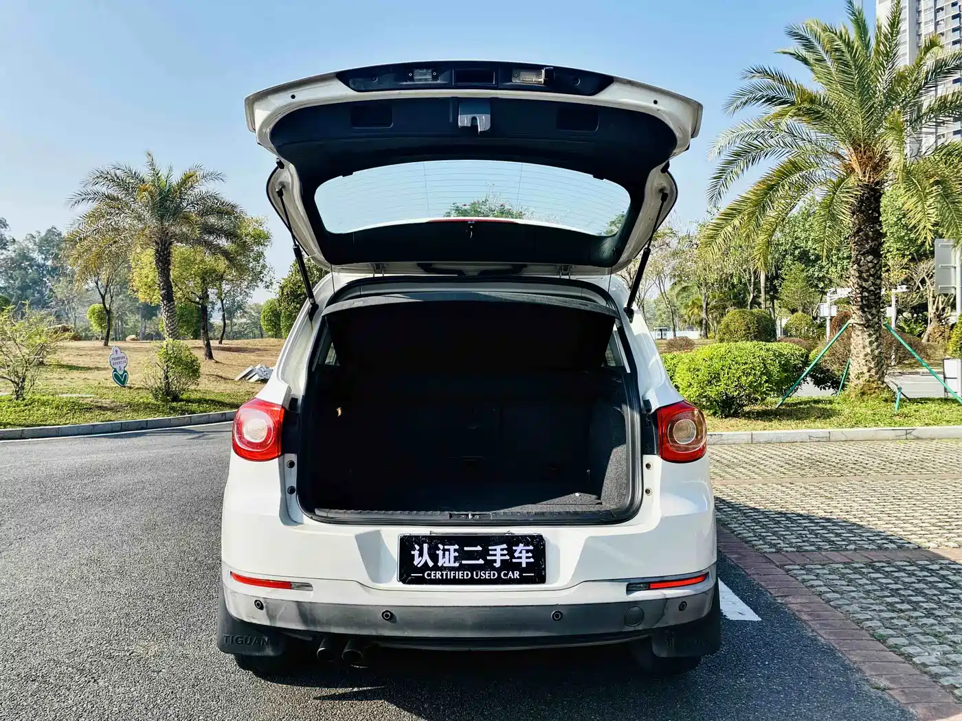 Volkswagen Tiguan 2012 1.8TSI Automatic 2WD Trend Edition фото 8