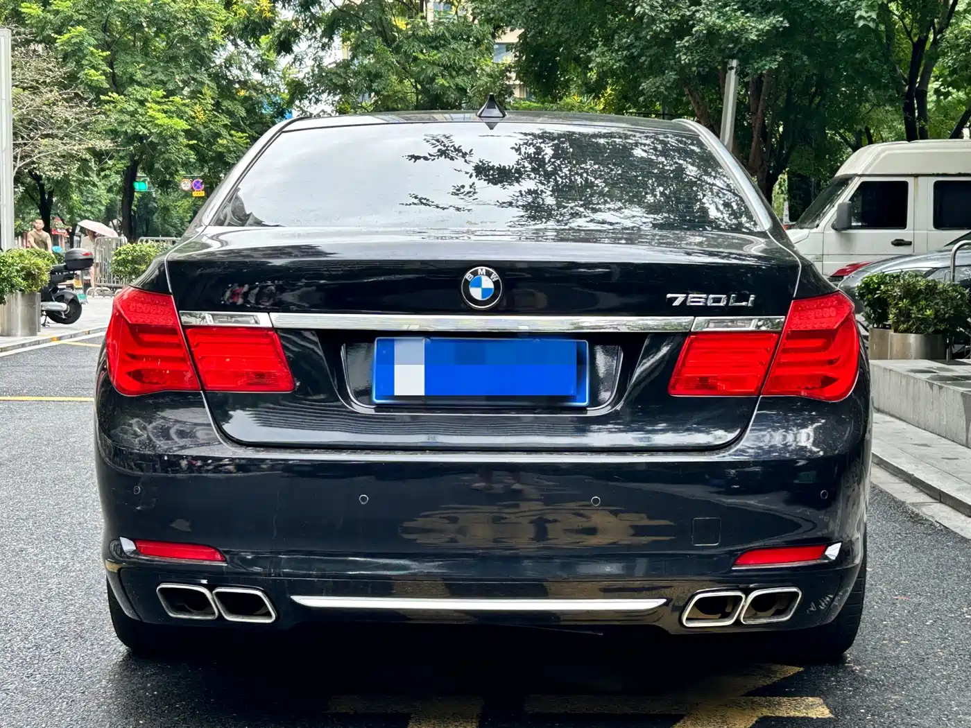 Фото 5 - BMW 7 Series