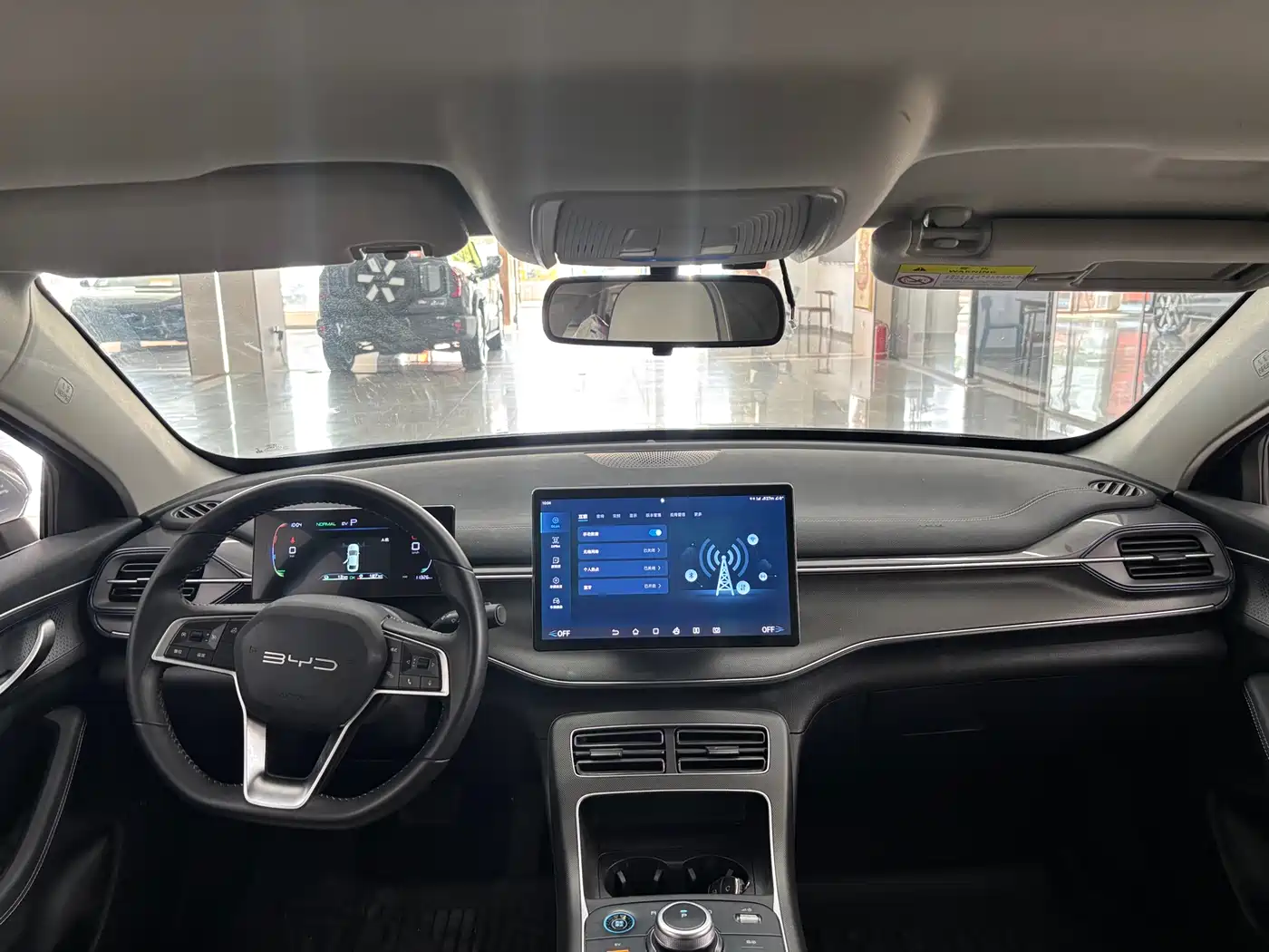 BYD Destroyer 05 2024 Glory Edition DM-i 55KM Luxury фото 12