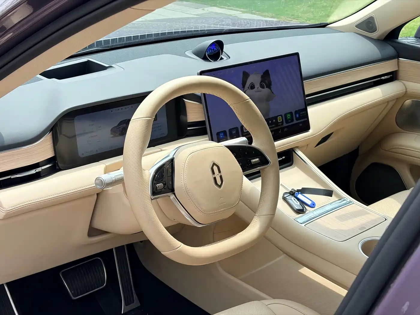 AITO Wenjie AITO M5 2025 Extended Range Ultra AWD фото 9