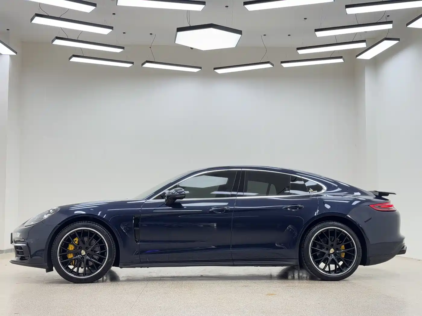Porsche Panamera 2017 Panamera 3.0T фото 5
