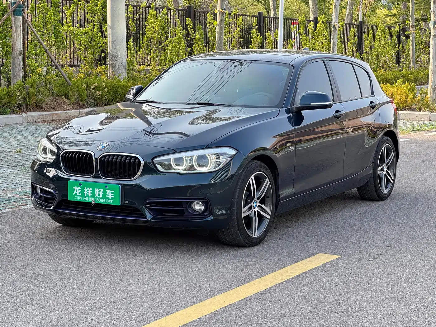 BMW 1 Series (Import) 2015 120i Sport Design Package