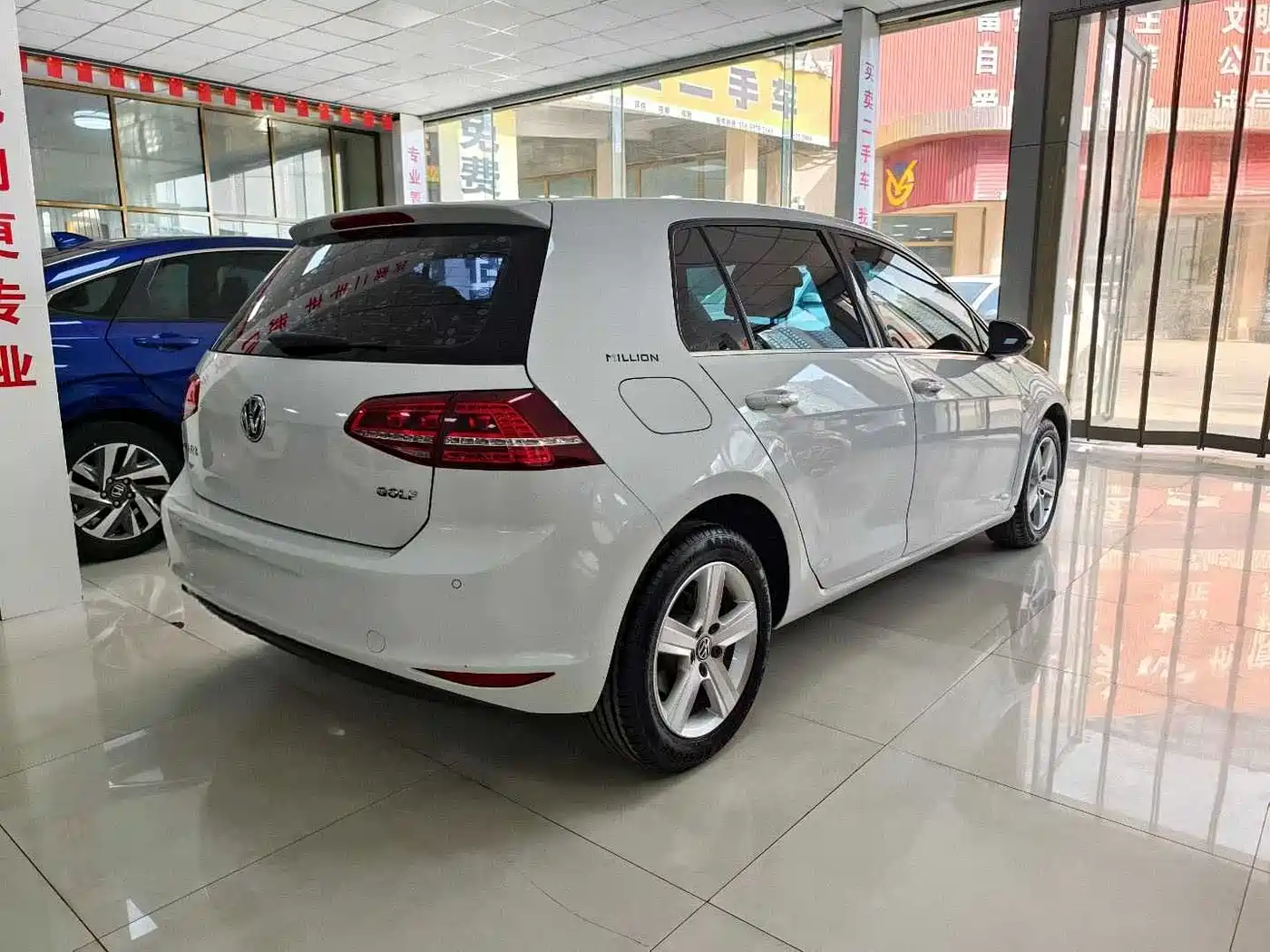 Volkswagen Golf 2016 1.6L Automatic Comfort фото 6