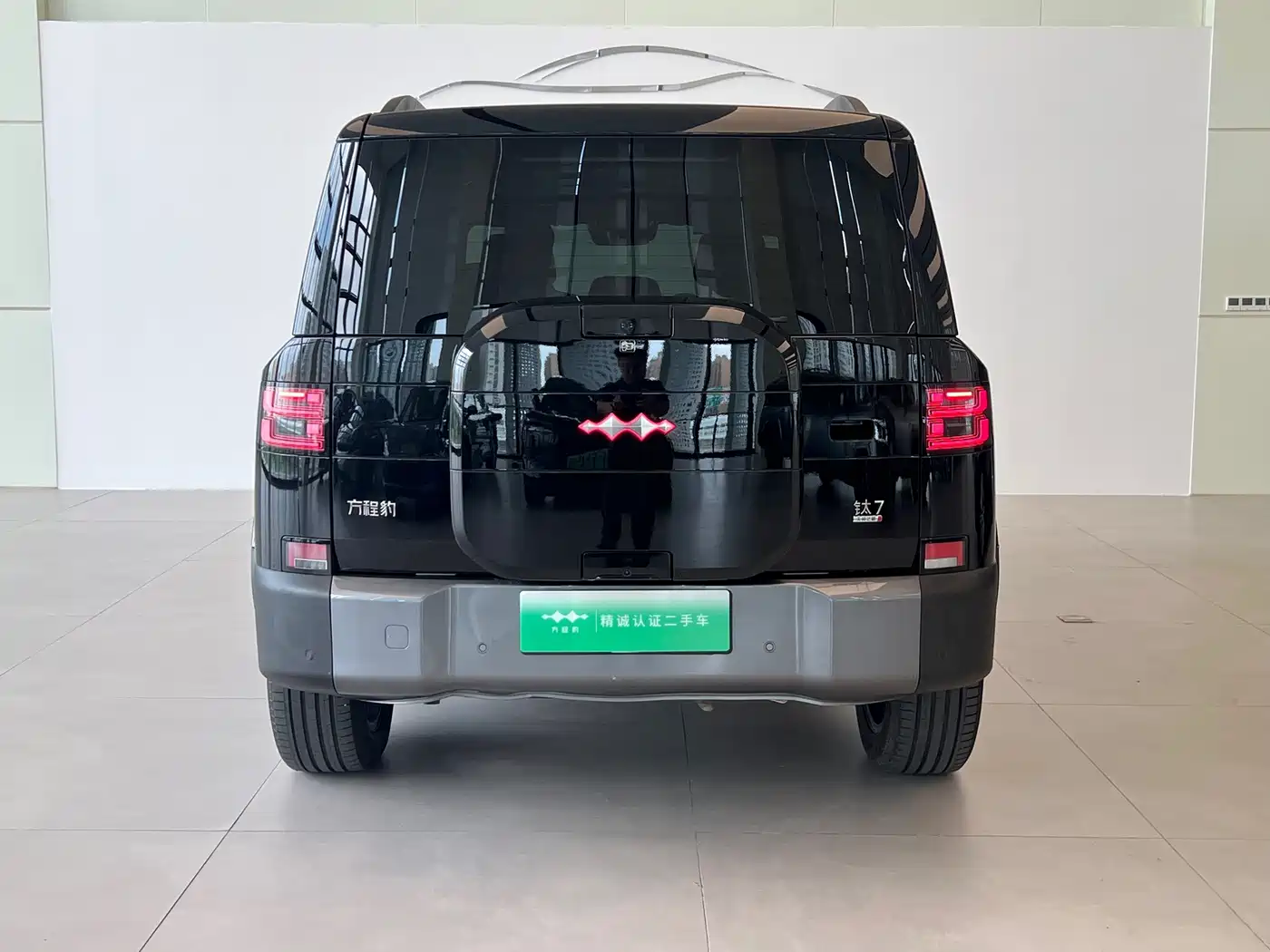 Fang Cheng Bao Titanium 7 2025 2025 AWD Base Model