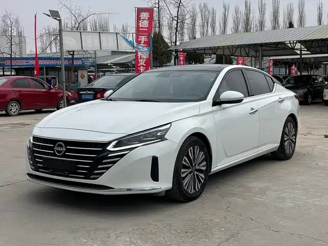 NISSAN TEANA