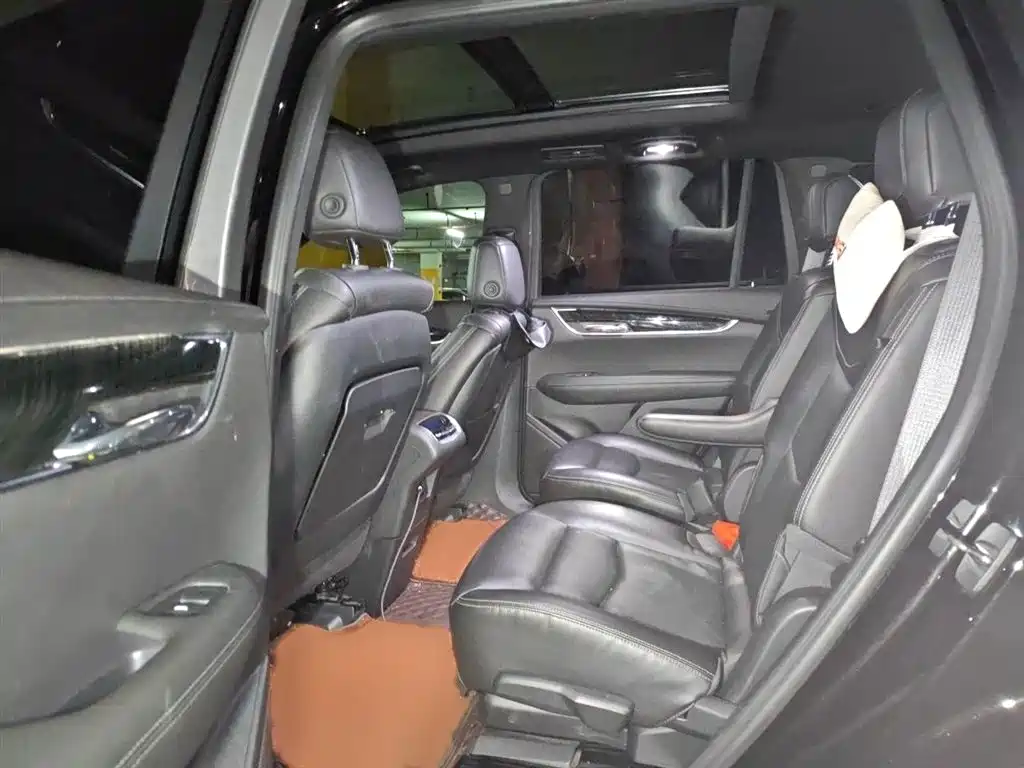 Cadillac XT6 2021 28T 6-Seater AWD Luxury фото 15